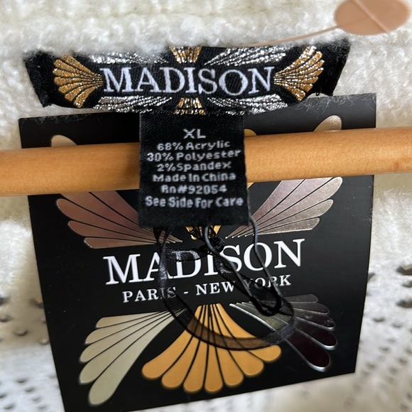 Cream crew neck Pull On Knit Sweater with gems - Picture 3 of 5